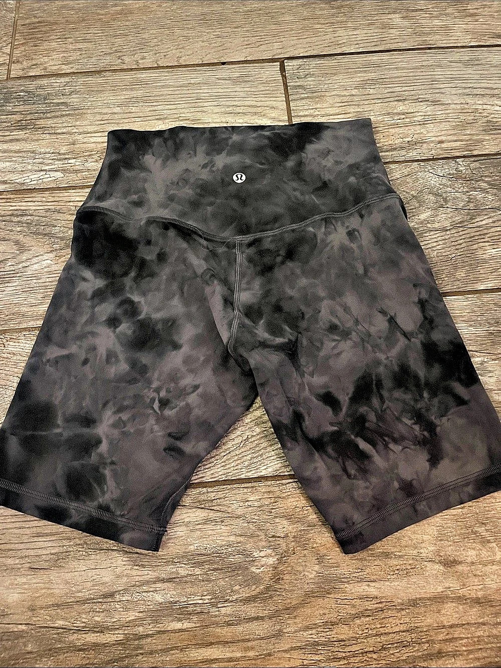 Lululemon Align High-Rise Short 8" Diamond Dye Black Like New